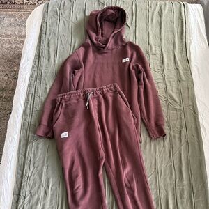 Bearded Goat Sweatshirt (L) & Sweatpants (M) Set in Oxblood